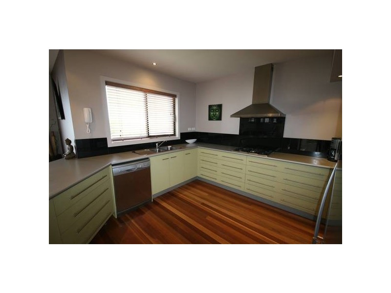 8 Ceduna Close, Torquay VIC 3228