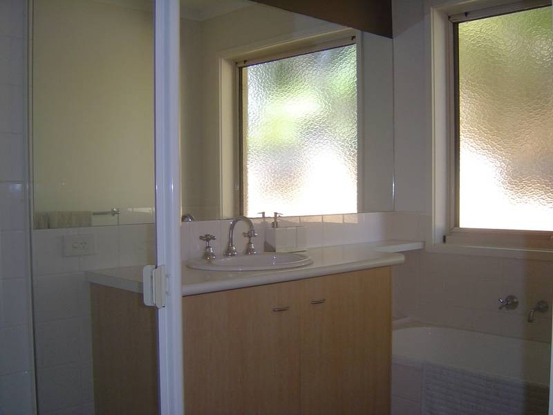 1A St Andrews Drive, Jan Juc VIC 3228