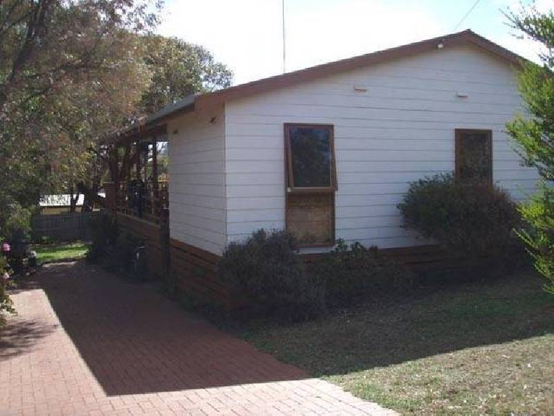 Empire Avenue, Jan Juc VIC 3228