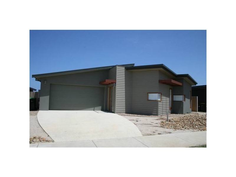 40 St Georges Way, Torquay VIC 3228