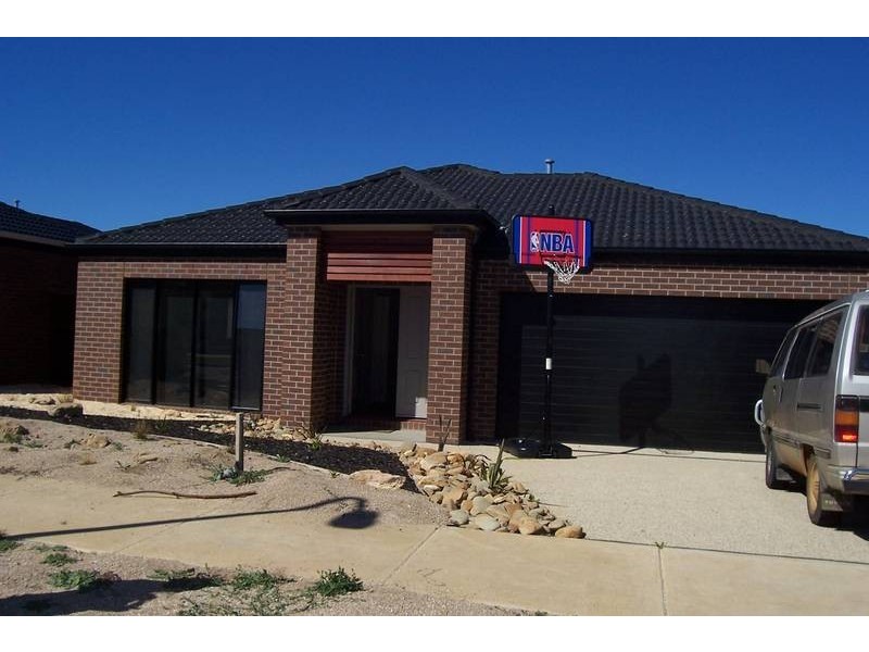 27 Conside Crescent, Torquay VIC 3228