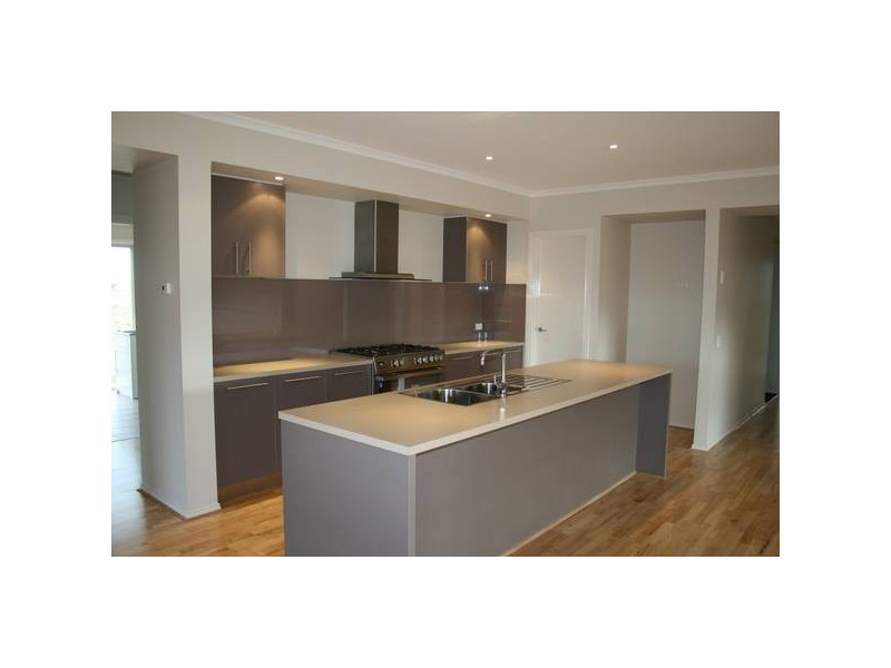 6 Rippleside Drive, Torquay VIC 3228