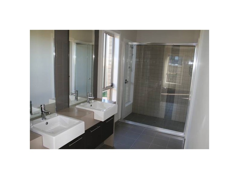 6 Rippleside Drive, Torquay VIC 3228