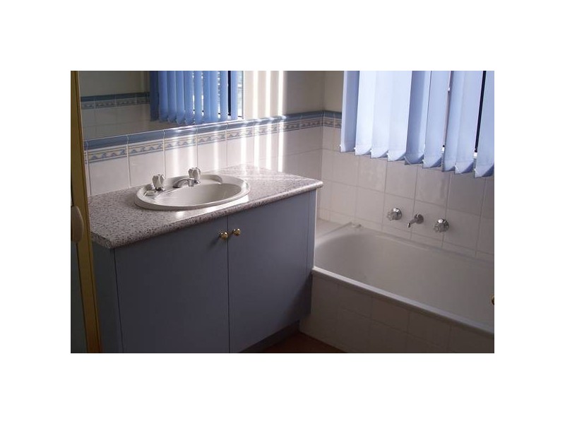 54 Ocean Views Cres, Torquay VIC 3228