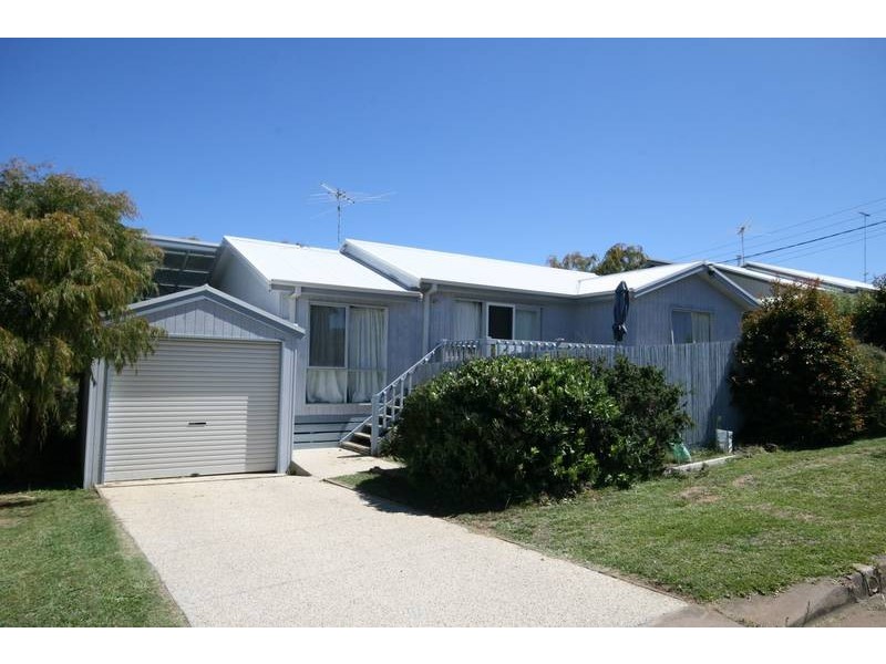 2/61 Torquay Boulevarde, Jan Juc VIC 3228