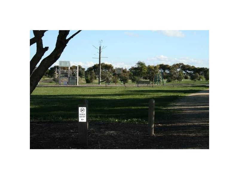 2 Kalkarra Crescent, Mount Duneed VIC 3216