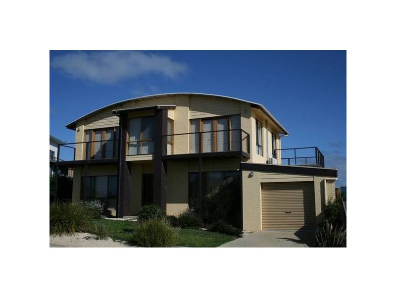 16 Banksia Close, Torquay VIC 3228