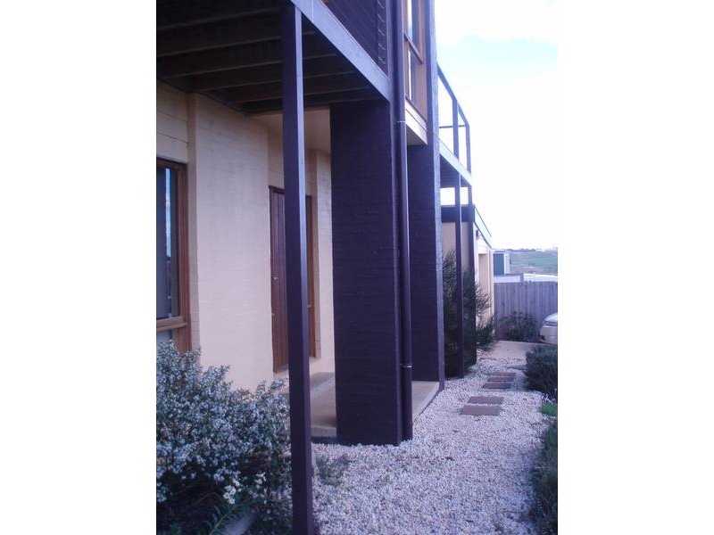 16 Banksia Close, Torquay VIC 3228