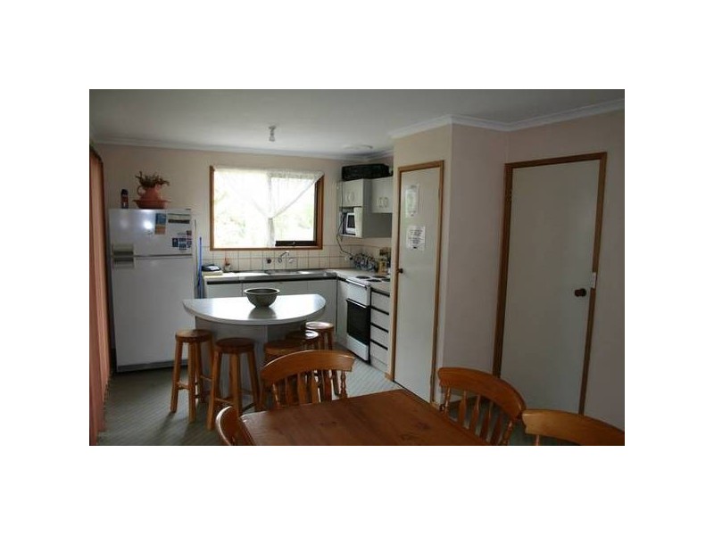 1 Kinloch Avenue, Jan Juc VIC 3228