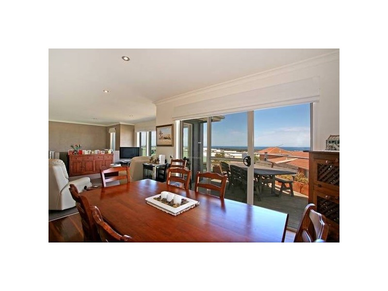 2 Parkview Court, Torquay VIC 3228