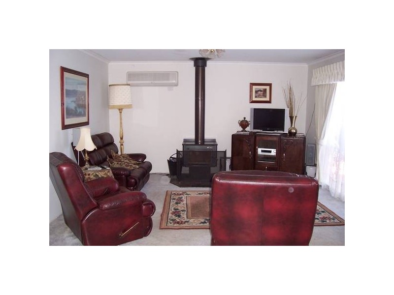 4 Rosney Place, Torquay VIC 3228