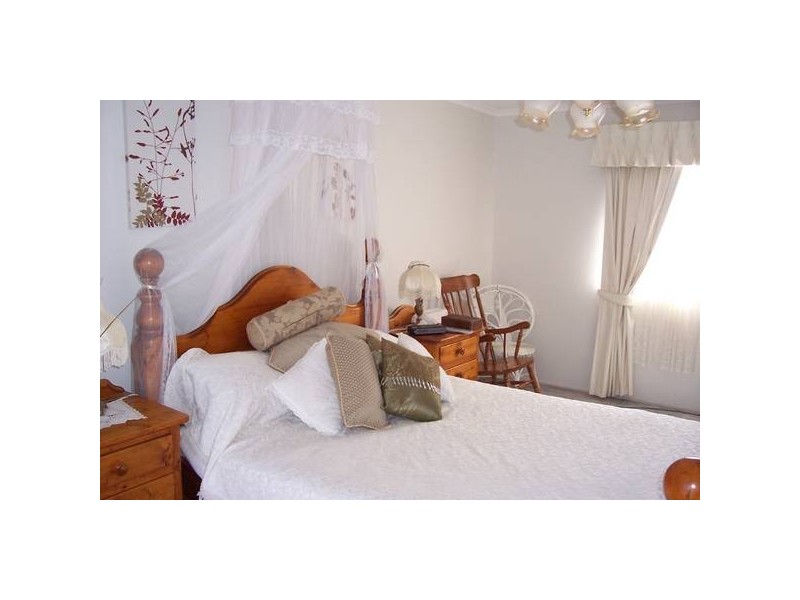 4 Rosney Place, Torquay VIC 3228