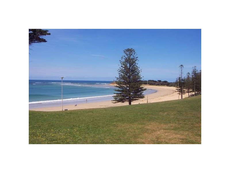 37 Price Street, Torquay VIC 3228