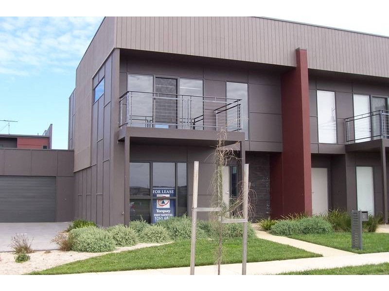 8 Sands Terrace, Torquay VIC 3228