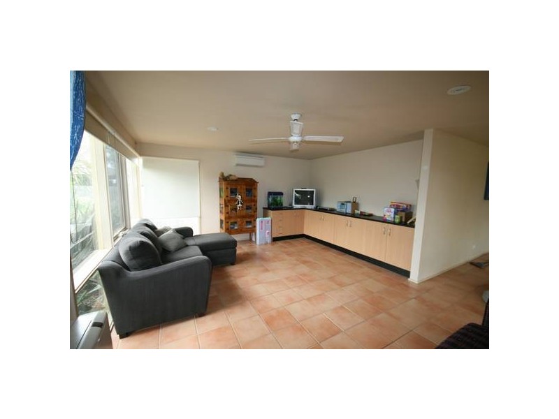 5 Boscarne Avenue, Torquay VIC 3228