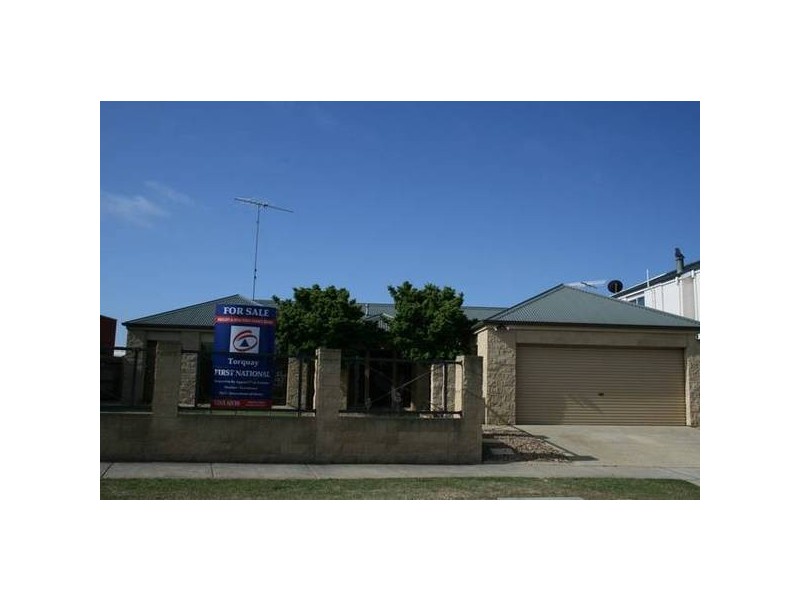 5 Boscarne Avenue, Torquay VIC 3228