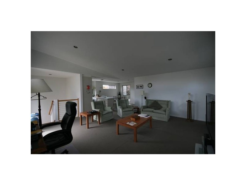 2/31 Anderson Street, Torquay VIC 3228