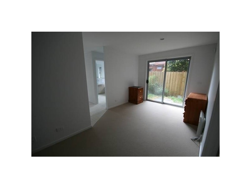 2/31 Anderson Street, Torquay VIC 3228