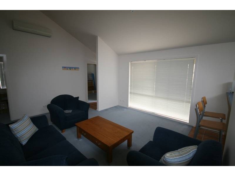 1/17 Island Drive, Torquay VIC 3228