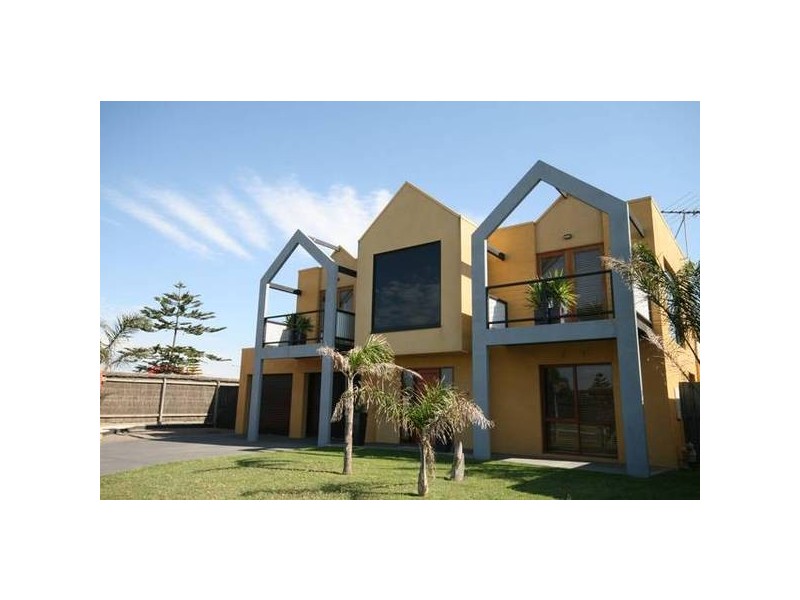 1 Norfolk Boulevard, Torquay VIC 3228