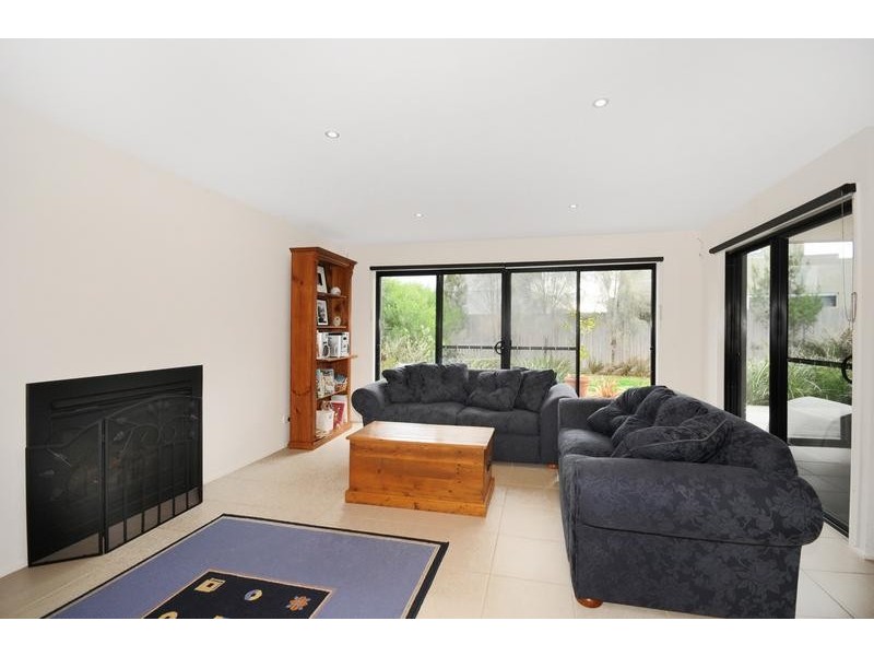 44 Loch Lomond Crescent, Torquay VIC 3228