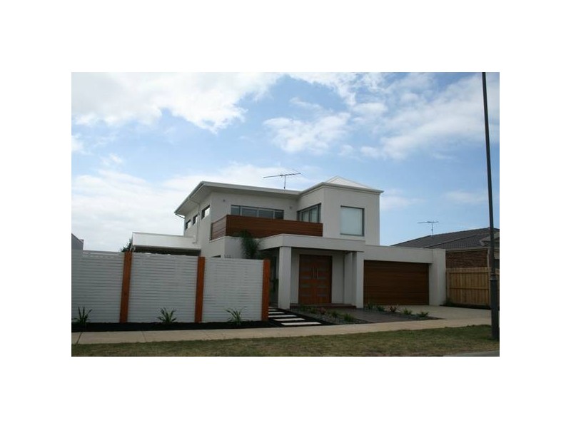 12 Rippleside Drive, Torquay VIC 3228