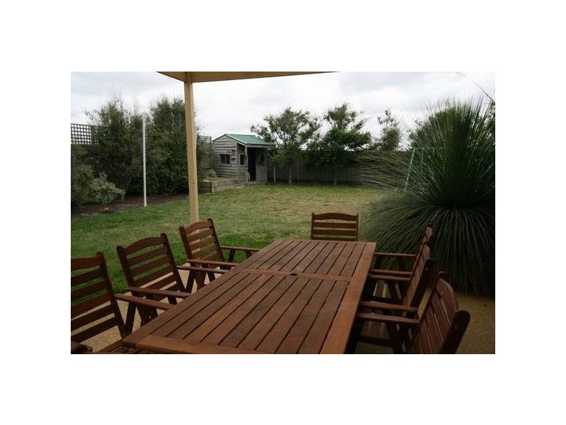 5 Boscarne Avenue, Torquay VIC 3228