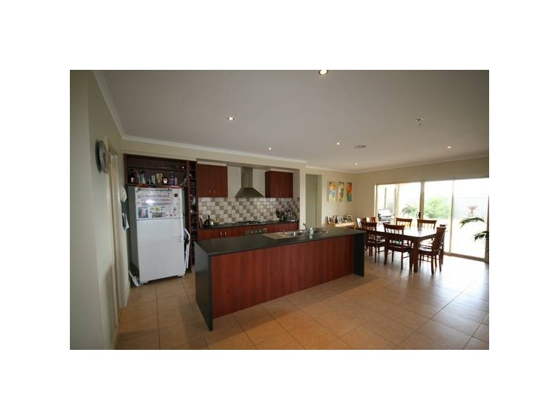 16 Seahaze Drive, Torquay VIC 3228