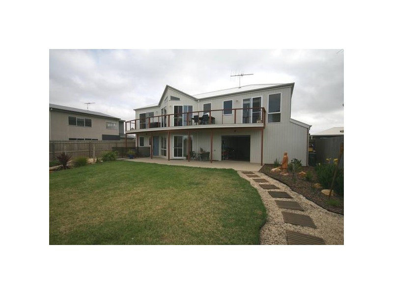 19 Conside Crescent, Torquay VIC 3228