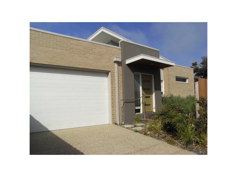 1/25 Zeally Bay Road, Torquay VIC 3228