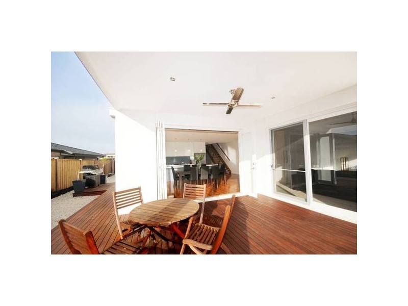 16 Centreside Drive, Torquay VIC 3228