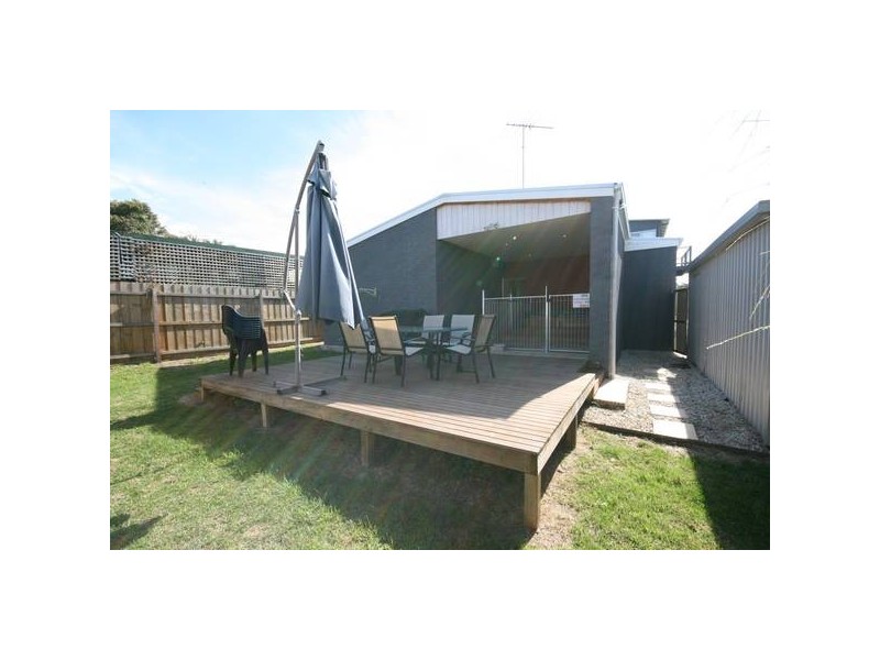 19 Darian Road, Torquay VIC 3228