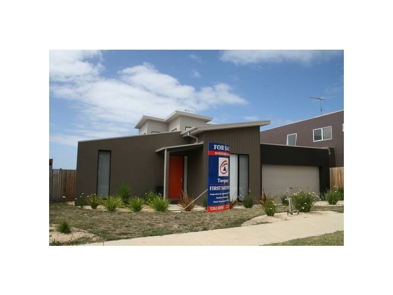 8 Baden Court, Torquay VIC 3228