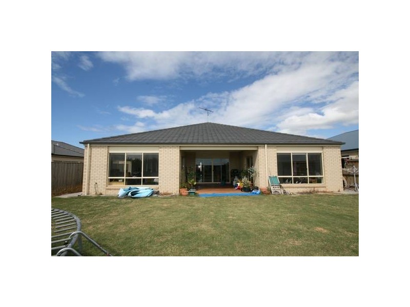 16 Seahaze Drive, Torquay VIC 3228