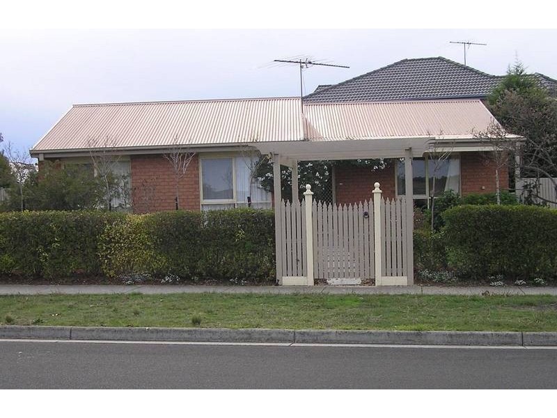 2 Glaneuse Avenue, Torquay VIC 3228