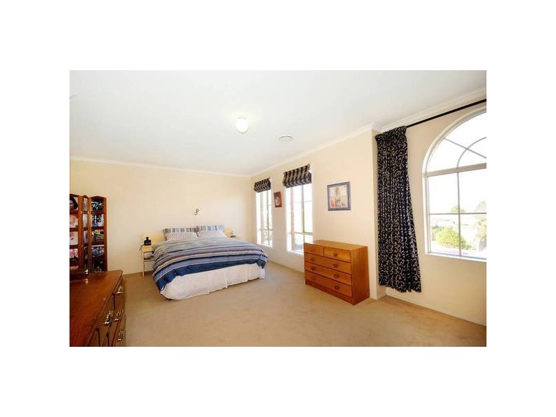 1 Golden Beach Way, Torquay VIC 3228