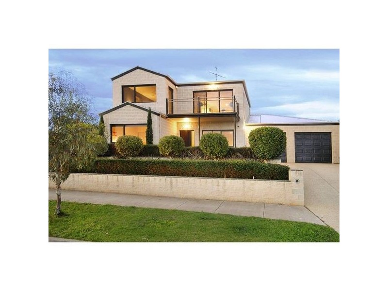 16 Highlander Street, Torquay VIC 3228
