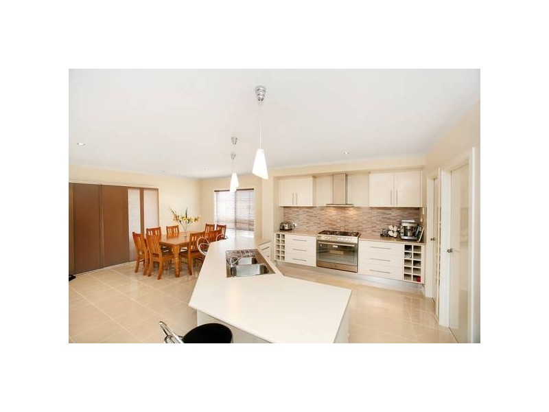 29 Conside Crescent, Torquay VIC 3228