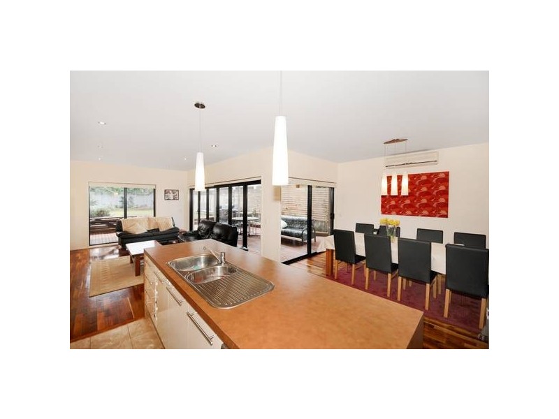 16 Colina Court, Torquay VIC 3228