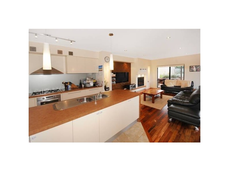 16 Colina Court, Torquay VIC 3228