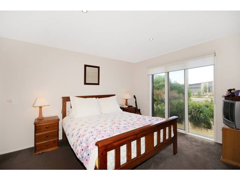 44 Loch Lomond Crescent, Torquay VIC 3228