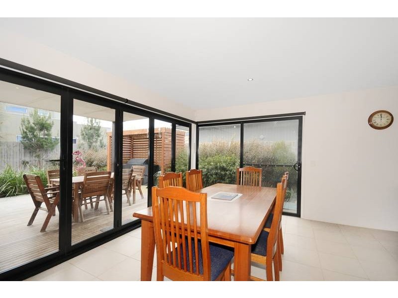 44 Loch Lomond Crescent, Torquay VIC 3228