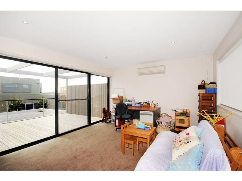 44 Loch Lomond Crescent, Torquay VIC 3228