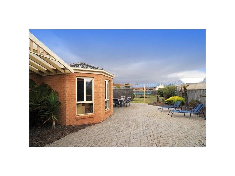 6 Norfolk Boulevard, Torquay VIC 3228