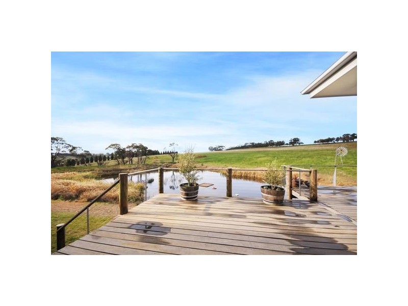 37 Cemetery Road, Bellbrae VIC 3228