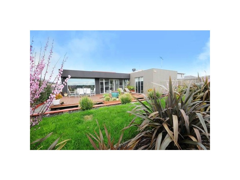 11 Almeida Close, Torquay VIC 3228