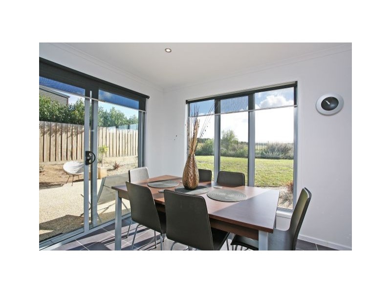 27 St Georges Way, Torquay VIC 3228
