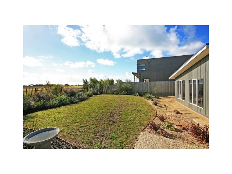 27 St Georges Way, Torquay VIC 3228