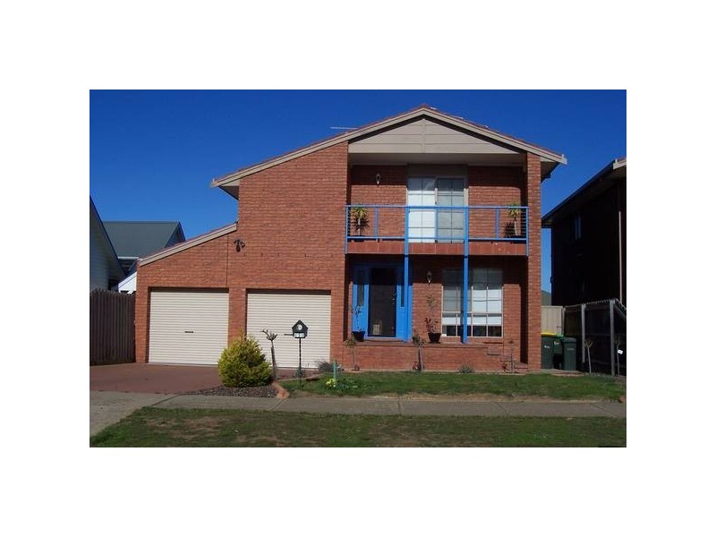 2/12 Golden Beach Way, Torquay VIC 3228