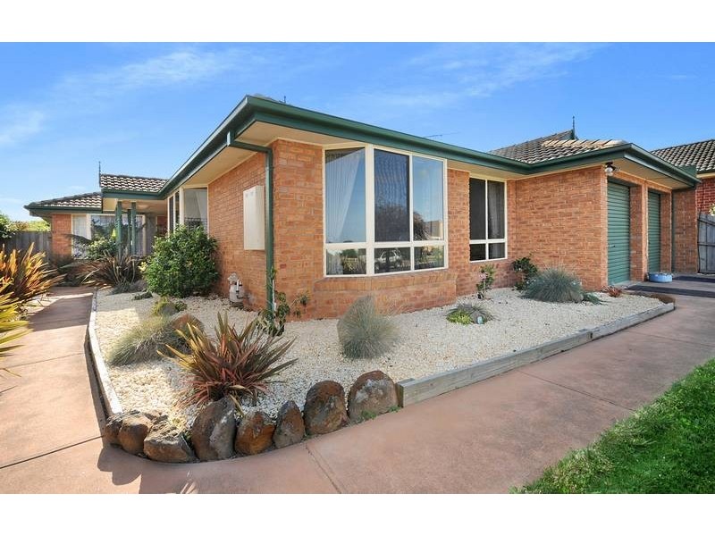 9 Dumfries Court, Torquay VIC 3228
